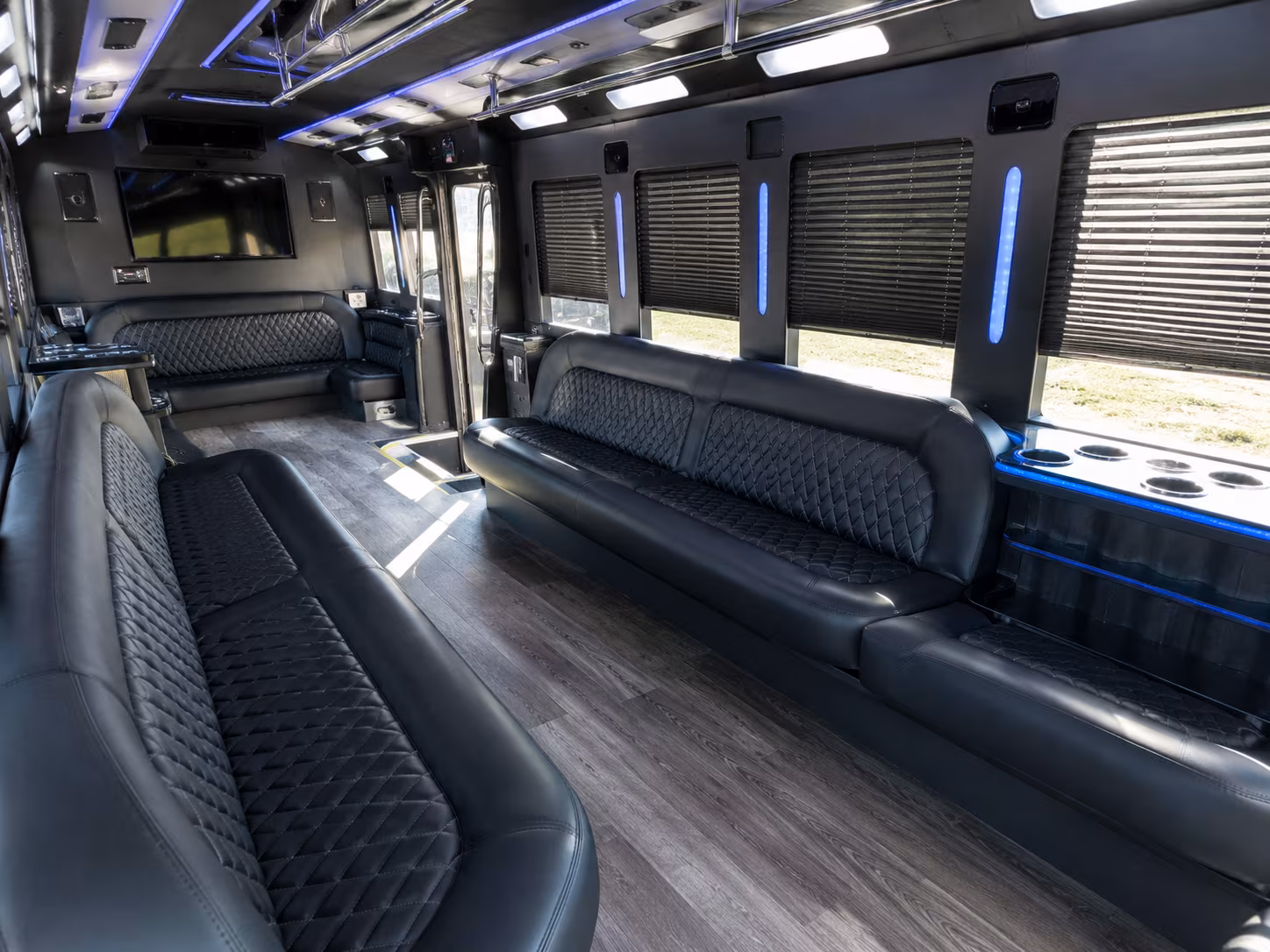 birthday party buses for pembroke pines sweet 16 and quinceanera celebrations