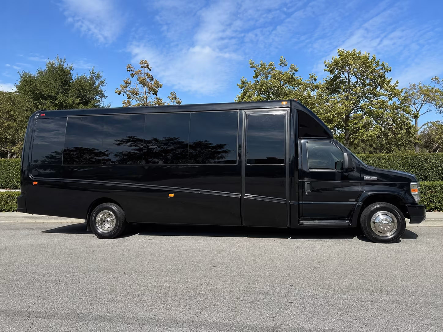 book a bus for your next bachelor or bachelorette party 2