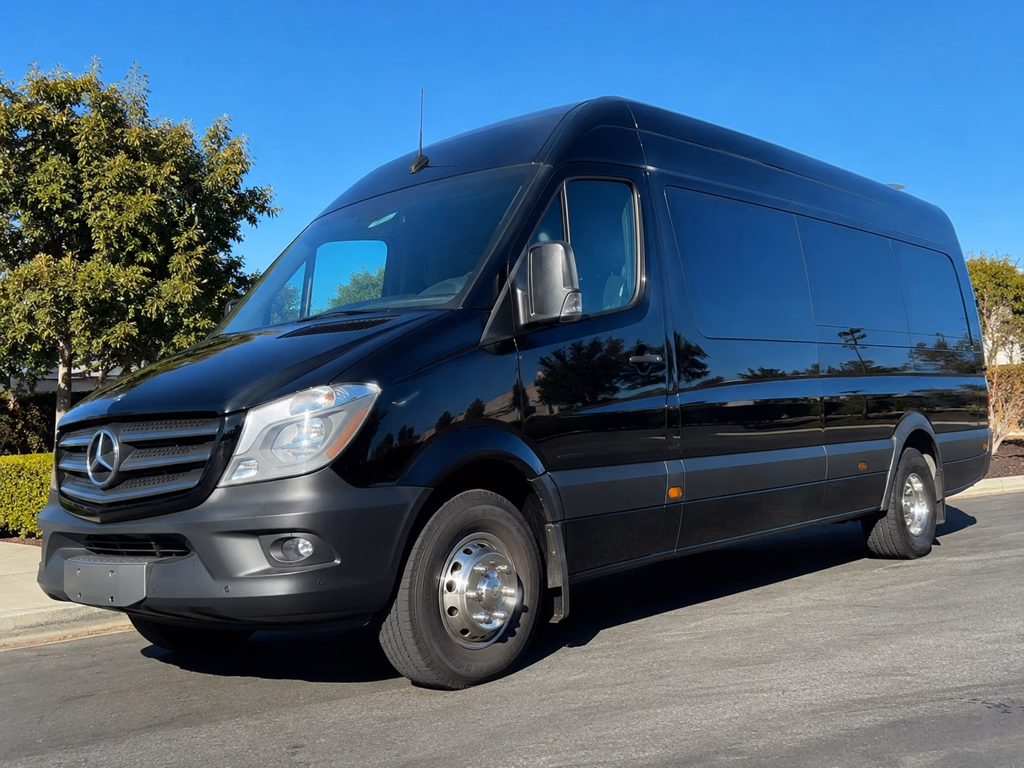 book a bus for your next private event 3